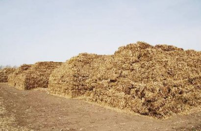 夏收后如何使回收的秸稈變廢為寶