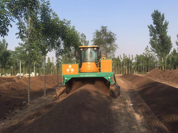 雞糞發(fā)酵過程分為哪幾個階段？