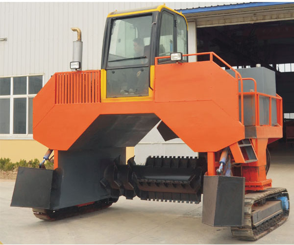 大型發(fā)酵翻堆機