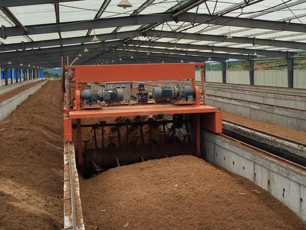 好氧發酵翻拋機