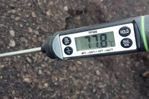 羊糞堆肥發酵制作有機肥的方法？