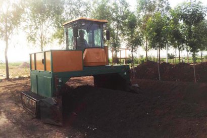 豬糞堆肥發(fā)酵生產(chǎn)有機(jī)肥需要經(jīng)過幾個(gè)階段？